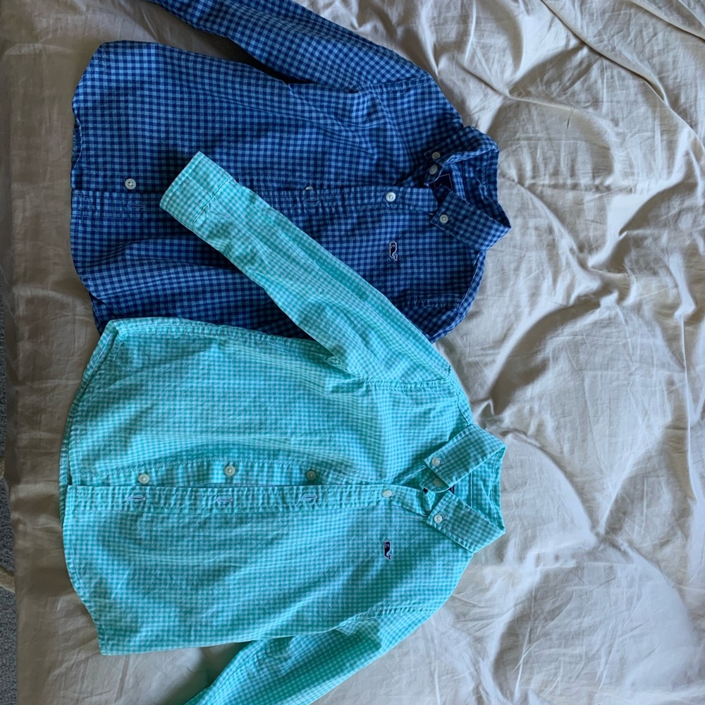Vineyard vines 3T button down shirts